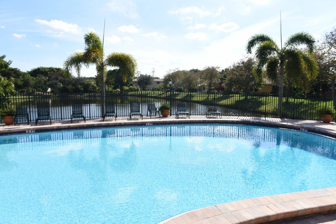 Rental in Prime Boca Raton Location